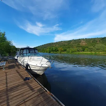 Urlaub Auf Dem Rittergut Friedeburg - Mit Direkter Naehe Zur Saale *