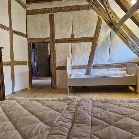 Urlaub Auf Dem Rittergut Friedeburg - Mit Direkter Naehe Zur Saale アパート