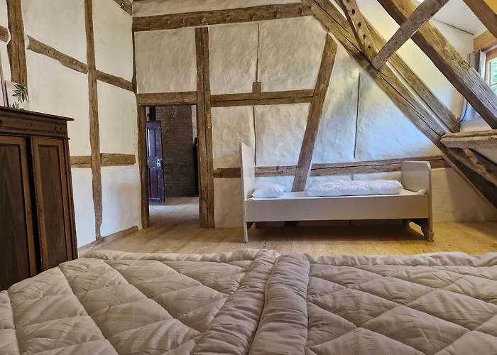 Urlaub Auf Dem Rittergut Friedeburg - Mit Direkter Naehe Zur Saale Apartment